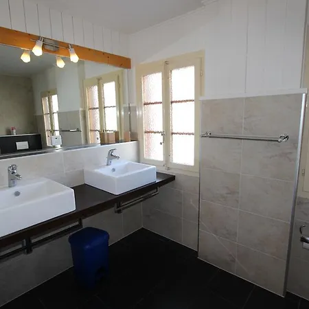 Chalé Les Arolles Chateau-d'Oex