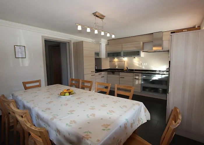 Chalet Les Arolles Chateau-d'Oex